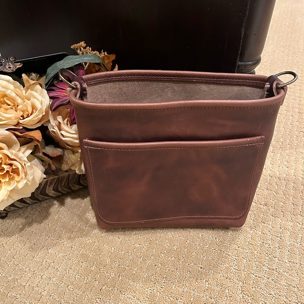 Almost new Go Forth Goods mini Avery no handle tote in rustic pecan